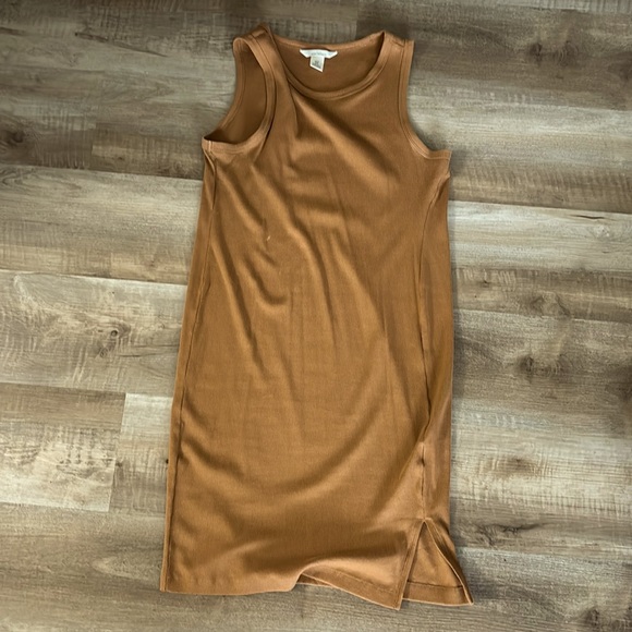 H&M Dresses & Skirts - ✨Maternity Dress